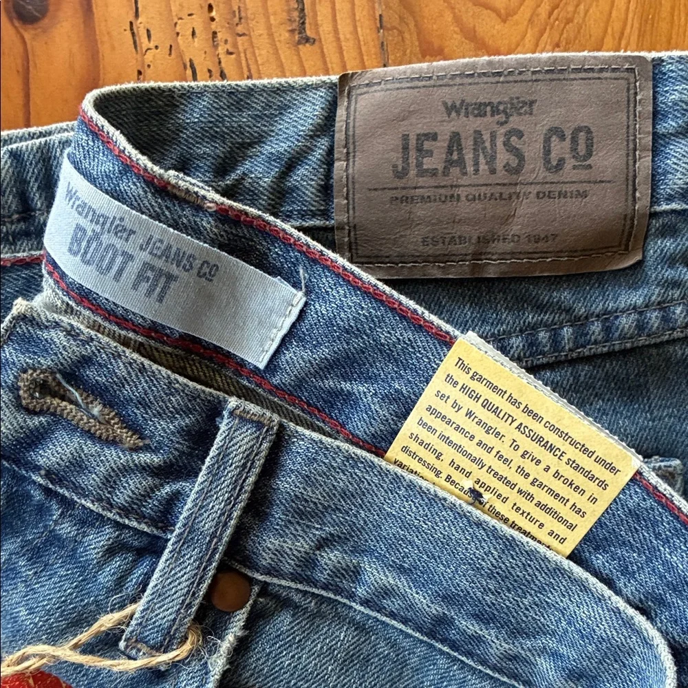 Wrangler Men's Light Blue Bootcut Jeans New 30 X 32 - Picture 2 of 4